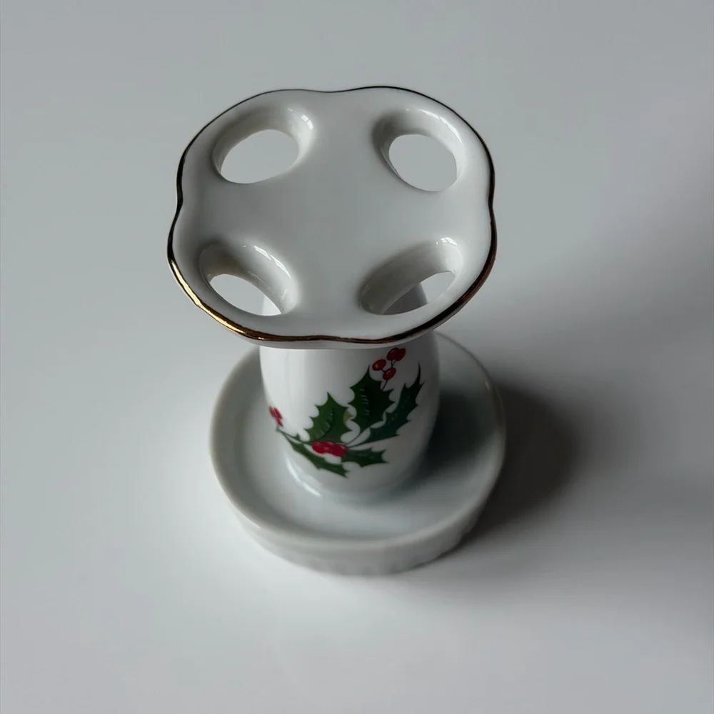 Porcelain Holly Bath Accessory Set - Toothbrush Holder ,Soap Dish & Tumbler Cup